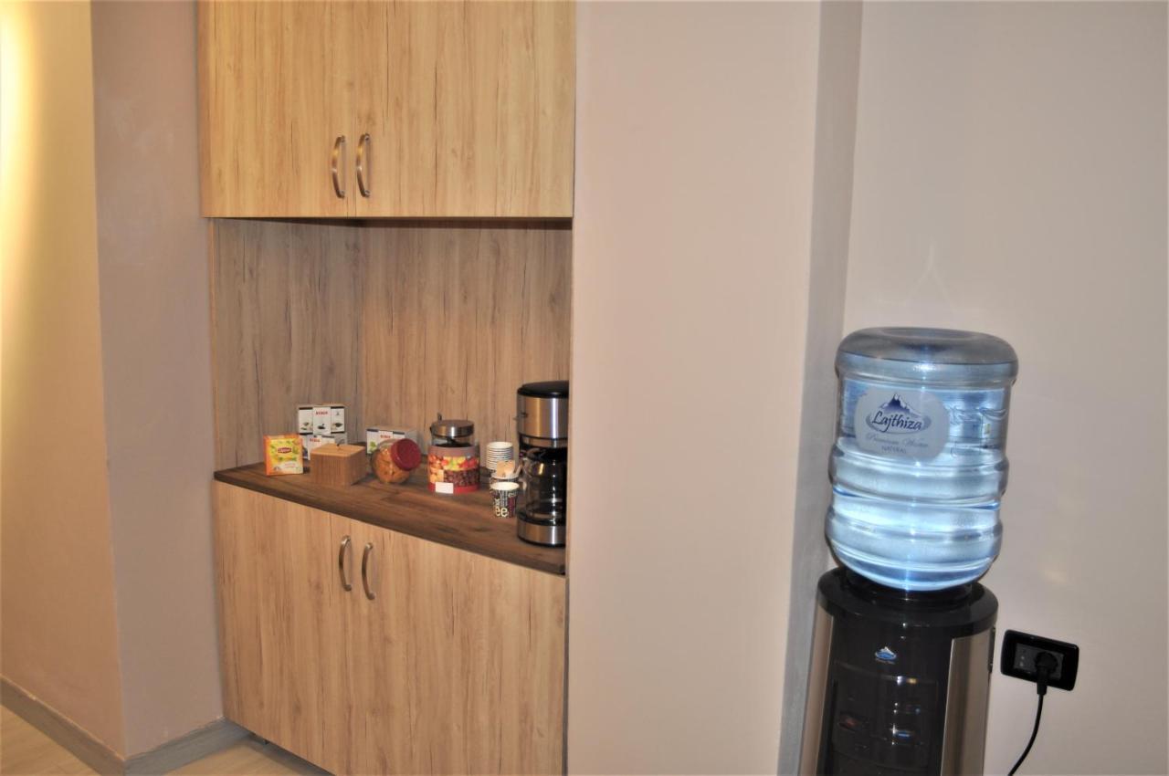 Bliri Executive Suite Tirana Exteriör bild